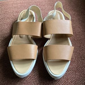 Everlane The Street Sandal size 9 Sand / Tan